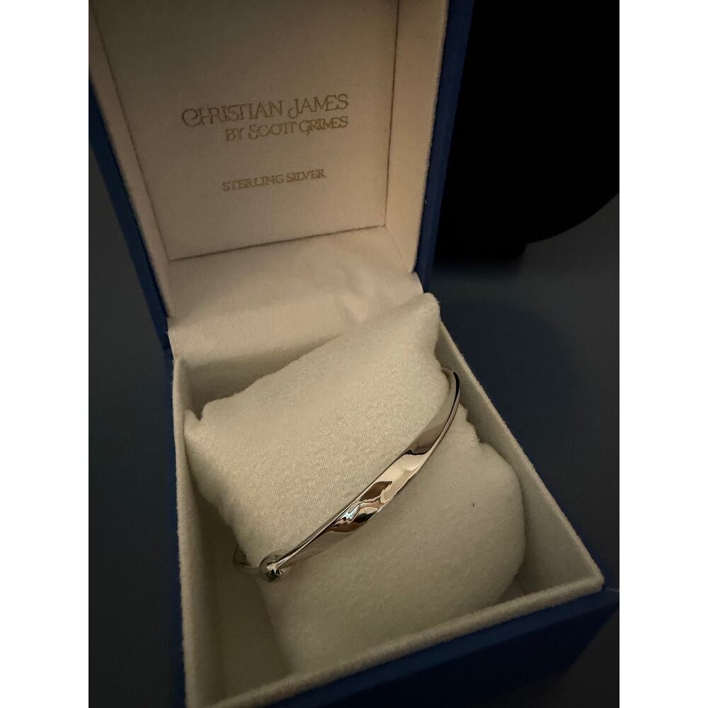 Christian James by Scott Grimes Sterling Silver Polished Ripple Bangle, 13.0g - Picture 4 of 7
